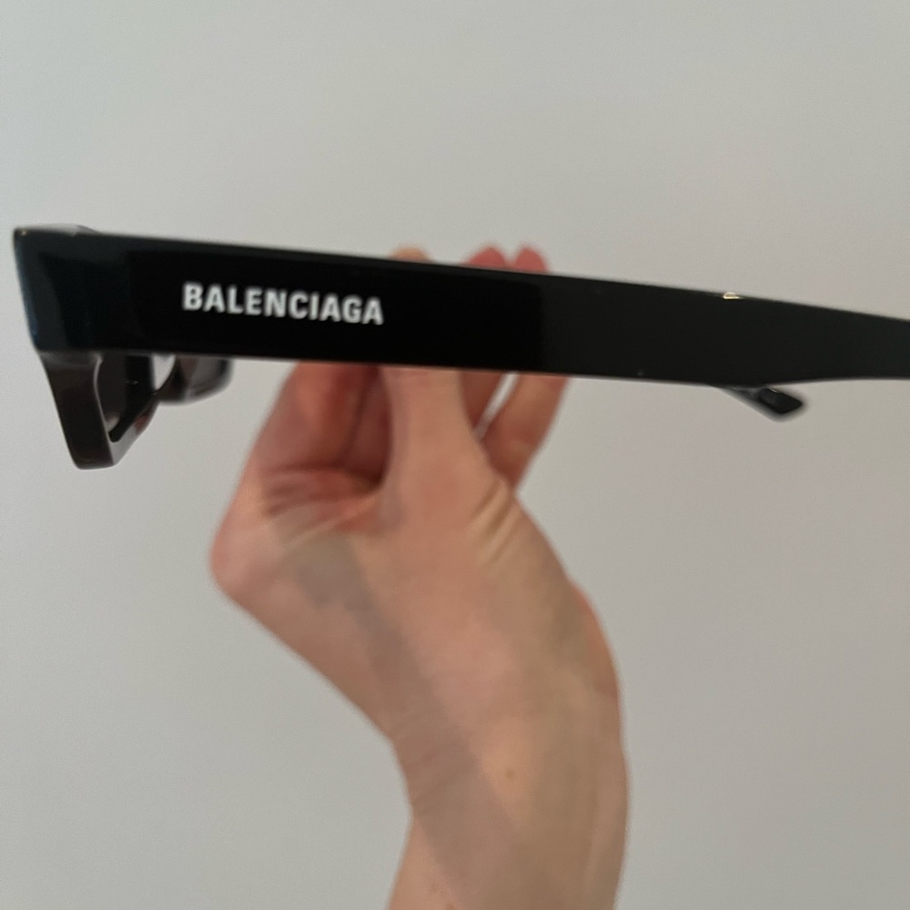 Balenciaga Sunglasses - Picture 2 of 6